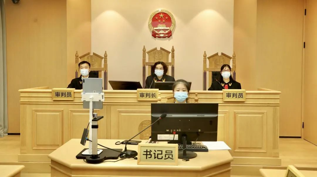 深圳涉外涉港澳台家事审判中心开庭审理第一宗案件