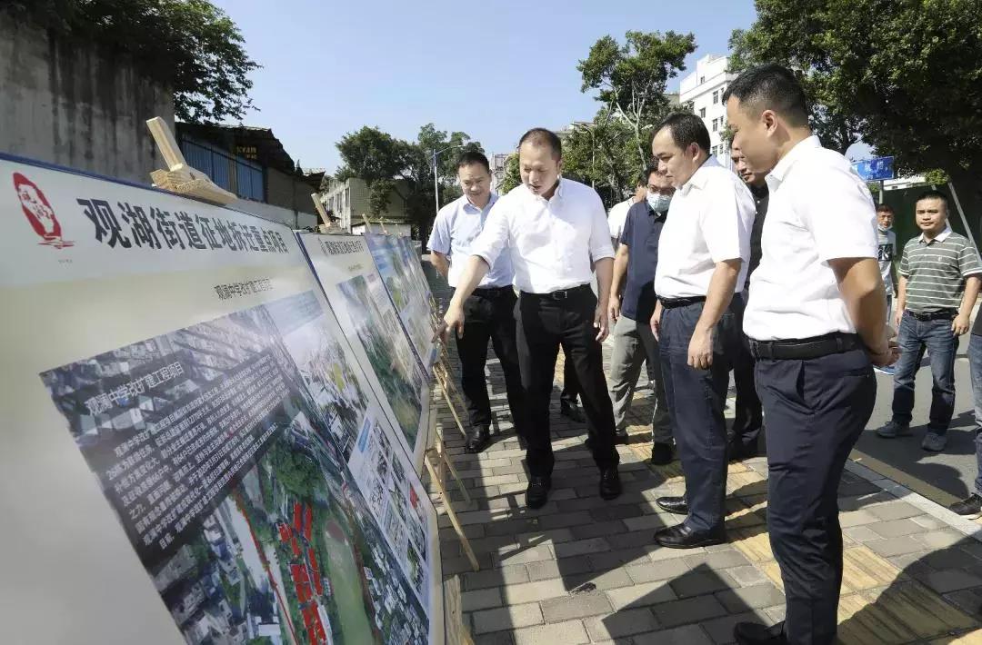 志东副区长现场督导观湖街道开展涉河建筑拆除行动.jpg