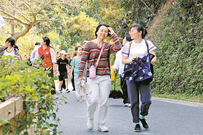 福城街道章阁社区开展“春游正当时”章阁青工踏春活动2.jpg