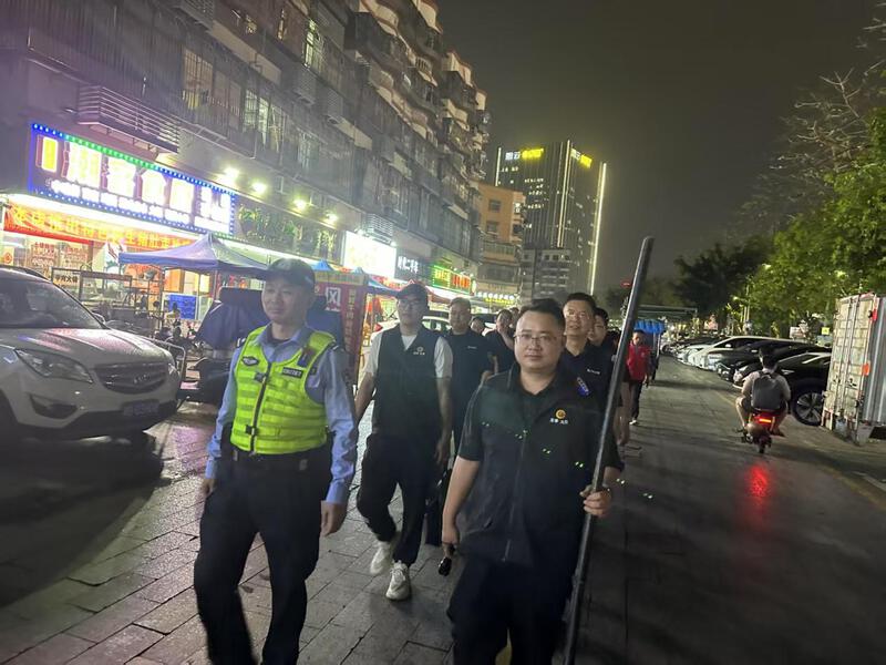 大浪街道同胜社区启动“平安合伙人”专项行动