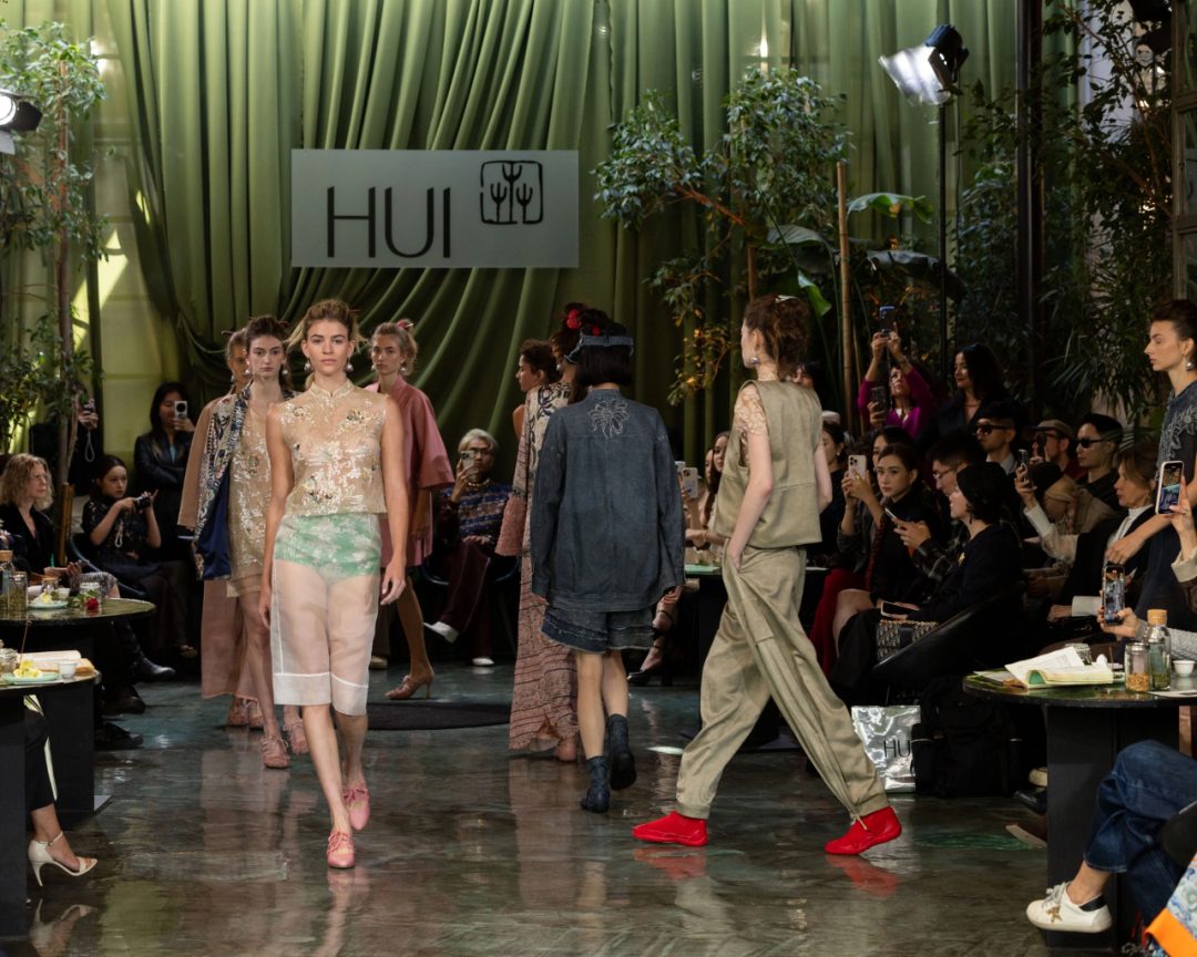 HUI’s ‘The Song of Silver’ resonates at Milan Fashion Week,longhua,longhua district,Longhua Government Online