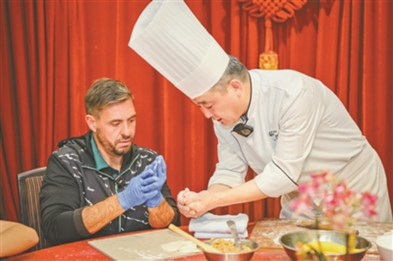 Minzhi brings global neighbors together for Chinese New Year,longhua,longhua district,Longhua Government Online