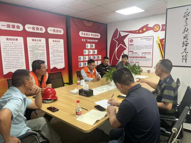 守住一线工人“钱袋子”，观澜街道黎光社区党委成功化解跨区域欠薪纠纷