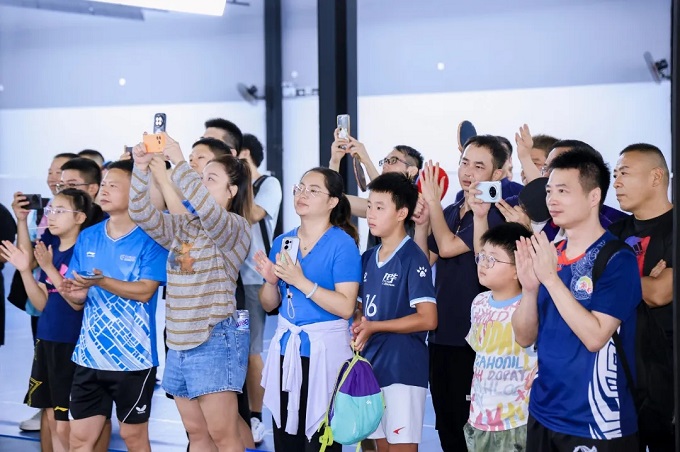 福城消防“火焰蓝”首秀《光》奏响区级运动会4.webp.jpg