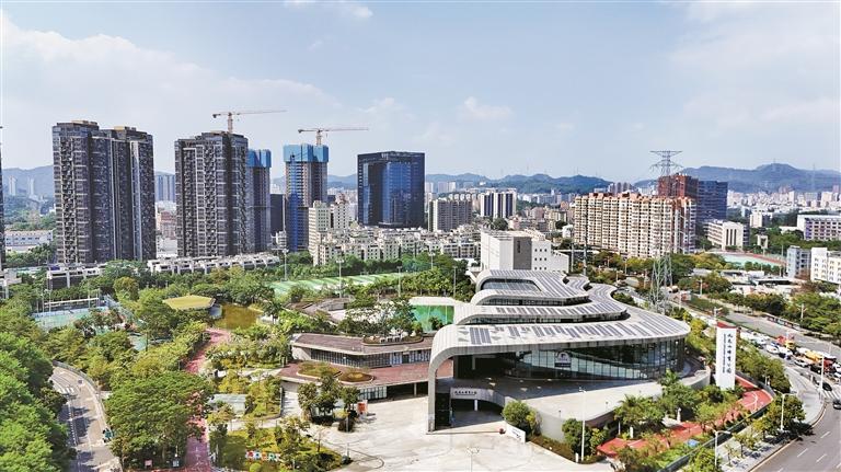 龙华“文体天团”集聚成型 深圳文化中轴拔节生长