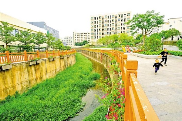 观澜河福城段实现华丽转身，绘就一幅生态宜居的城市美丽画卷1.jpg