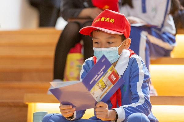 龙华区首批“小小普法员”选拔出炉，100名中小学生成普法志愿者6.jpg