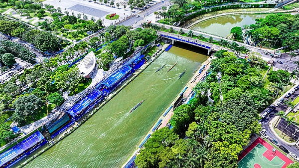 2024年深圳市观澜河龙舟赛火热开赛，“一河一赛”燃激情&middot;龙舟竞渡踏浪起2.jpg