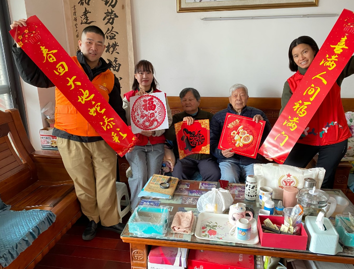 赠春联1.jpg